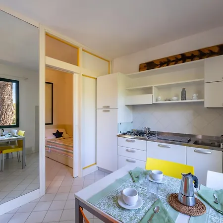 منتجع Village Rosselba Le Palme بورتوفيرّايو