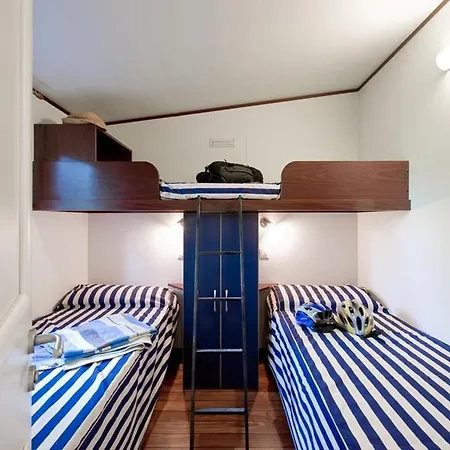 Θέρετρο Village Rosselba Le Palme 3*