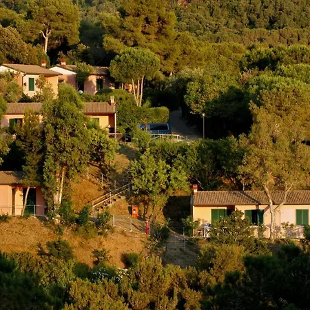 Resort Village Rosselba Le Palme 3*