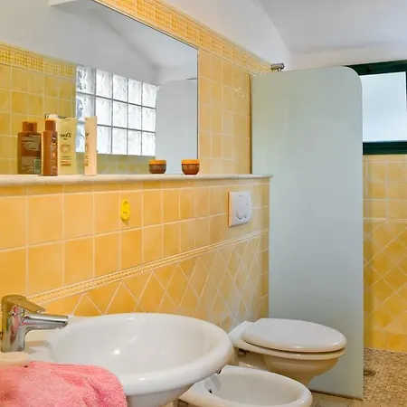 リゾート キャンピング ビレッジ ロッセルバ レ パルメ ポルトフェッラーイオ