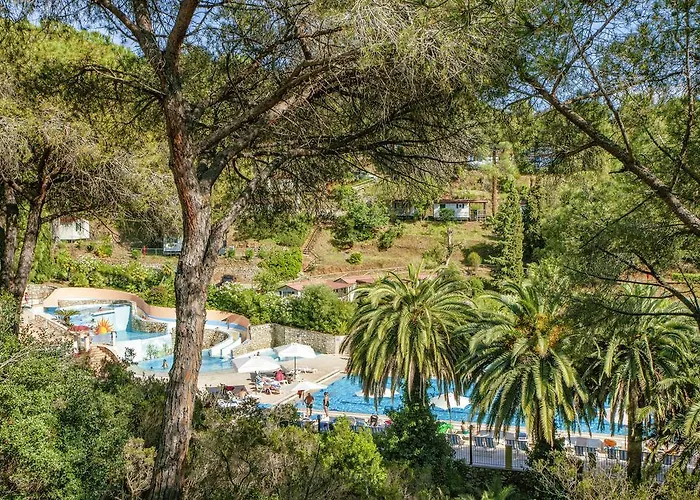 Village Rosselba Le Palme Ośrodek wypoczynkowy 3*