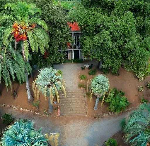 キャンピング ビレッジ ロッセルバ レ パルメ 3*