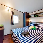 منتجع Village Rosselba Le Palme 3*